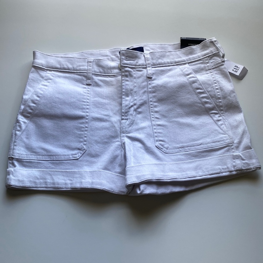 NWT GAP White Shorts